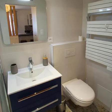 아파트 Petite Escale Dans Le Centre Historique